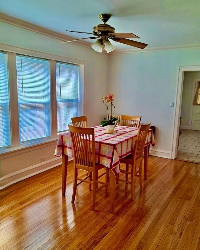 Photo - 4824 Mulford St Unit 1
