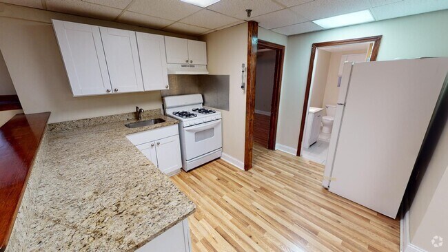 Building Photo - Huge 4bed 2 bath in Heart of Allston! H/HW... Rental