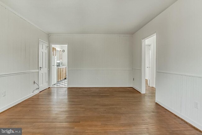 Photo - 3311 Commonwealth Ave Unidad E