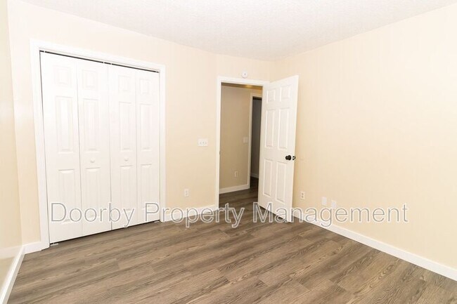 Photo - 2425 Ashmore Ave Unit 1