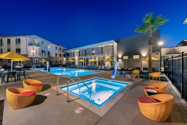 Resort-Worthy Pool & Spa