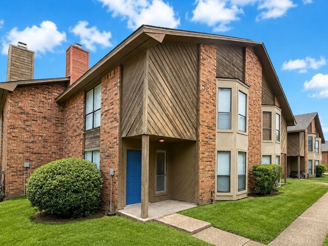 Building Photo - 2 Bedroom Townhouse on LSU Bus Route