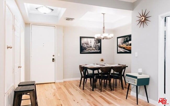 Photo - 497 E California Blvd Unidad 112 Rental