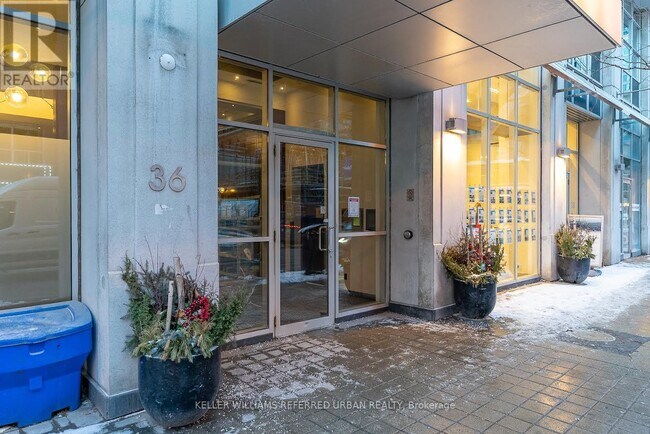 Photo - 36 Blue Jays Way Unit 521