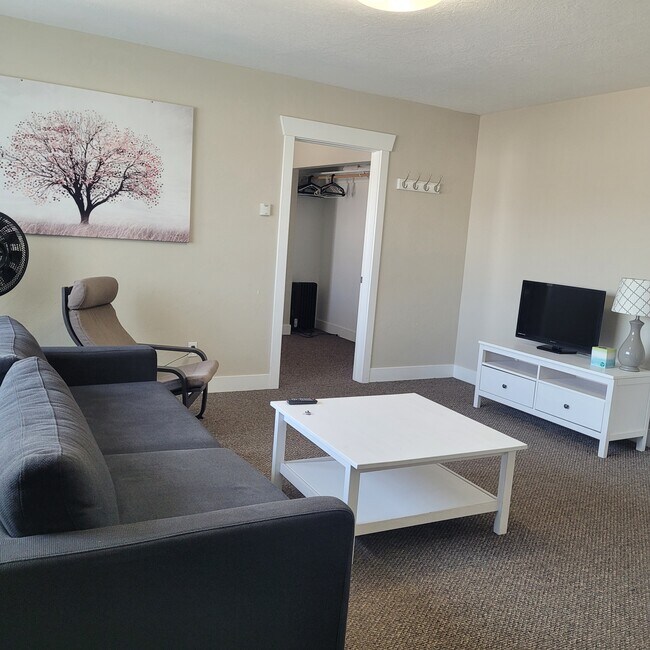 Photo - Roost Unit 8 - Furnished