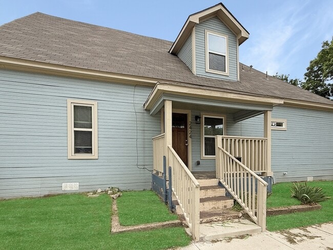 Building Photo - 2424 Mckinley Ave