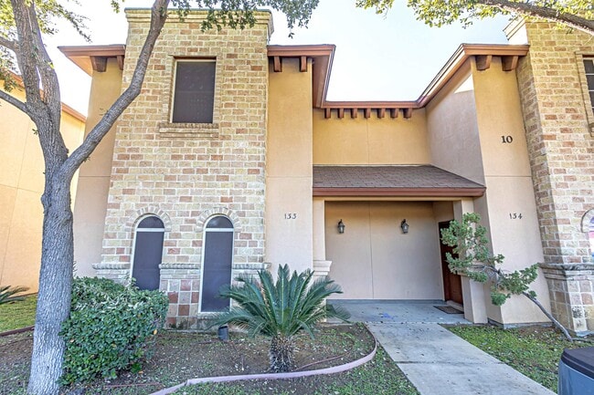 Building Photo - 10706 International Blvd Unit 133