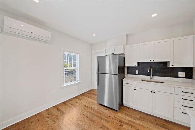 Photo - 57 Orchardfield St