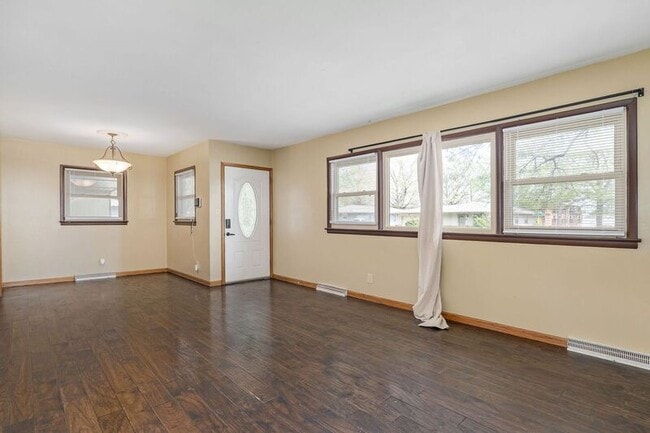 Photo - 2129 S Delaware Ave