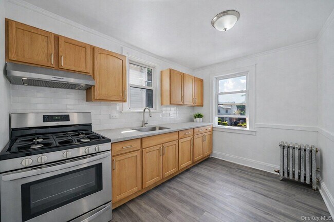 Photo - 138-41 230th Pl