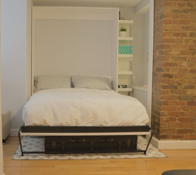 Photo - DC Studio in "Old City"  - Furnished!! Mur...