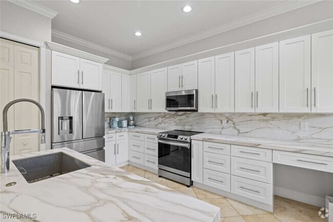 Building Photo - 7080 Bergamo Way Unit 201 Rental