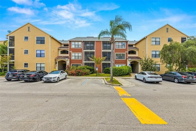 Building Photo - 11901 4th St N Unit 6206