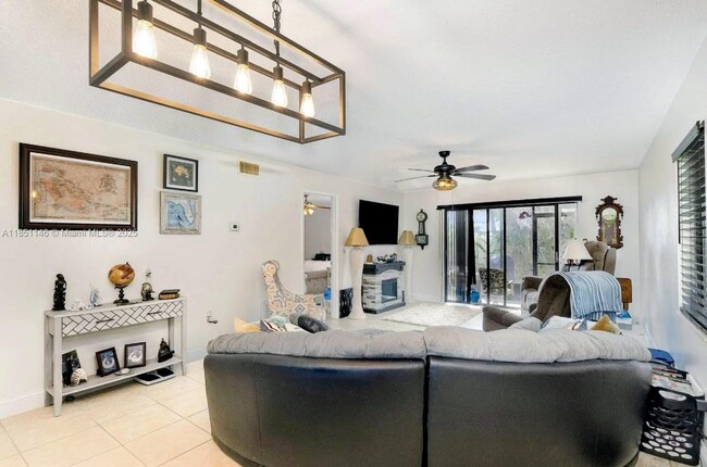 Photo - 100 Canebreakers Dr Unit 112