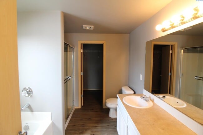 Photo - 4 Bed/2.5 Bath House in West Pasco