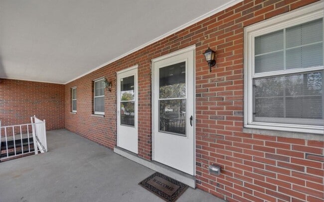 Photo - 6306 S Grand Blvd