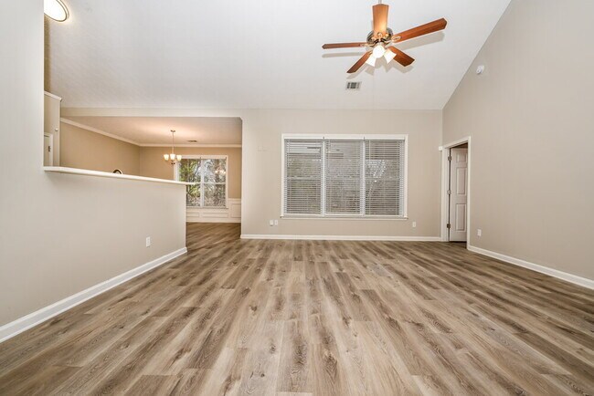 Photo - 3118 Baywood Ct