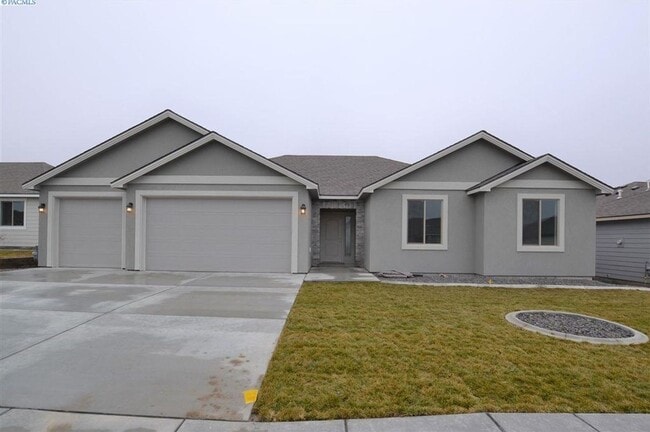 Modern 3 Bed, 2 Bath Pro-Made Rambler in R... - Modern 3 Bed, 2 Bath Pro-Made Rambler in R... House