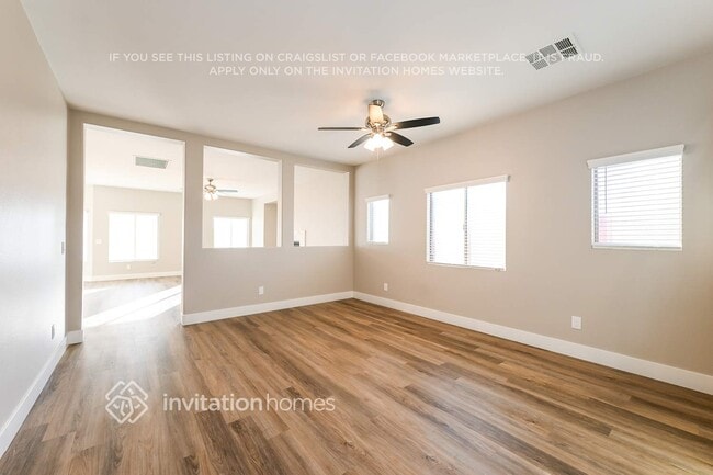 Photo - 4944 Teal Petals St