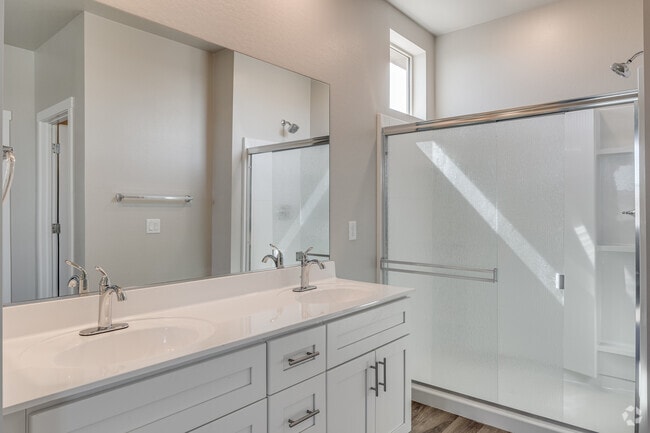 4BR, 3BA - 2,000SF