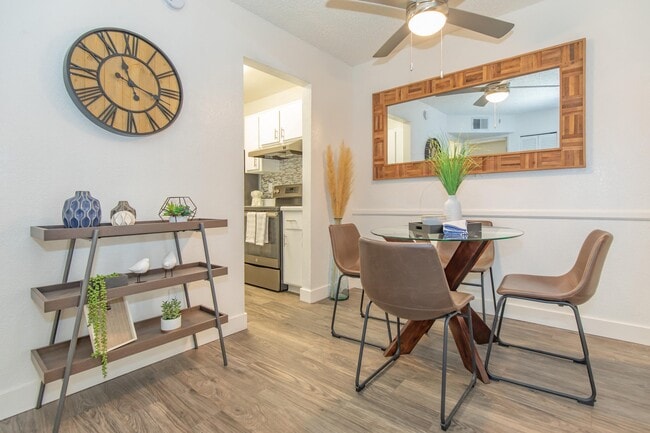 Photo - Metro on First