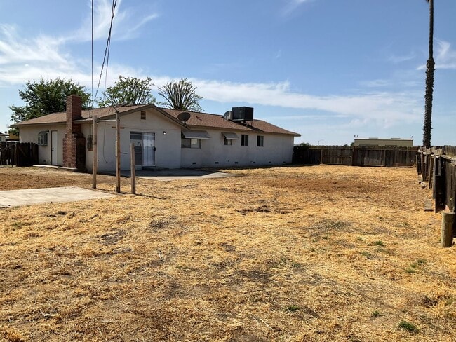 Photo - APPLY NOW!!!!