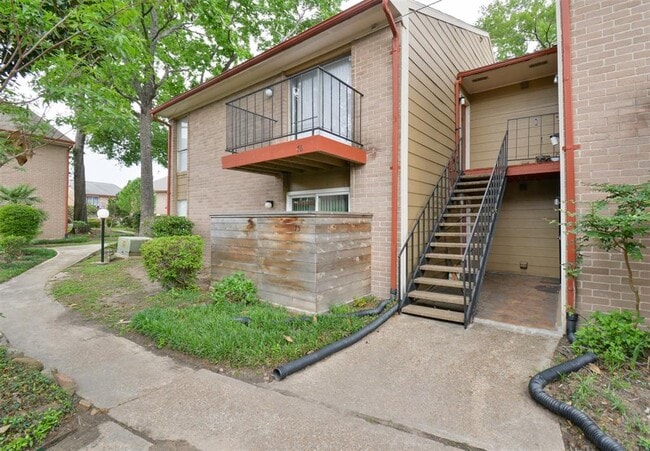 Building Photo - 12955 Woodforest Blvd Unit 76 Rental