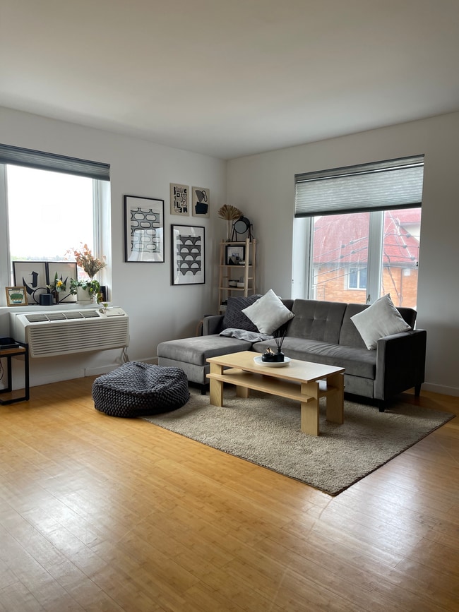Photo - 11202 Northern Blvd Unit 3d