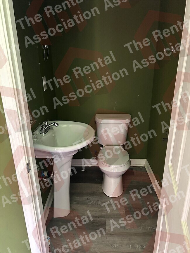 Photo - 1122 George Ave