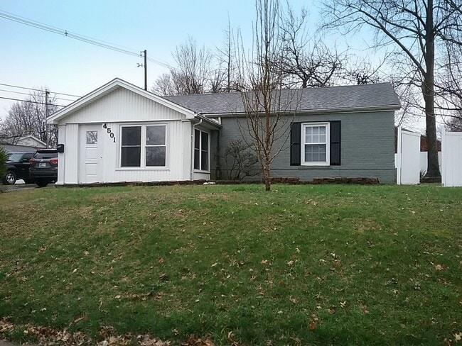 Photo - 4501 E Chestnut St