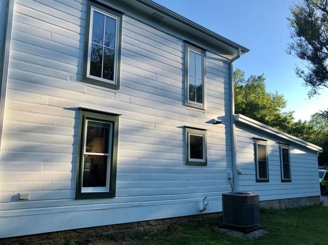 Photo - 769 E 1650 Rd