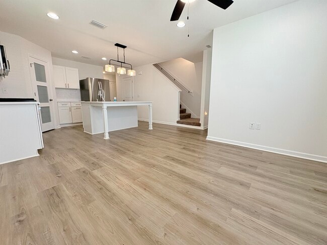 3611 Meadow Vista Ln.