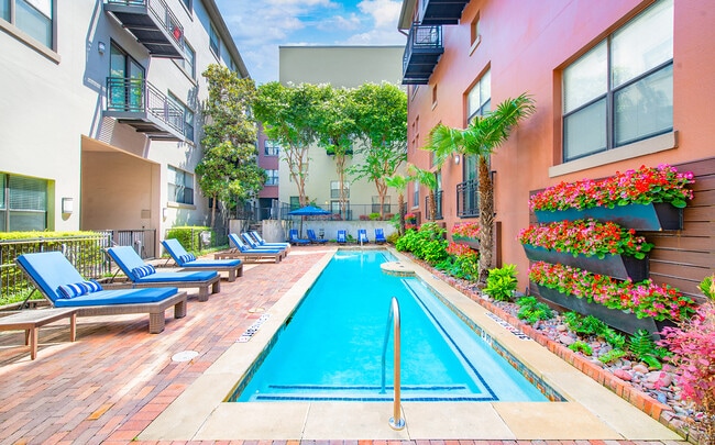 Photo - MAA Uptown Village