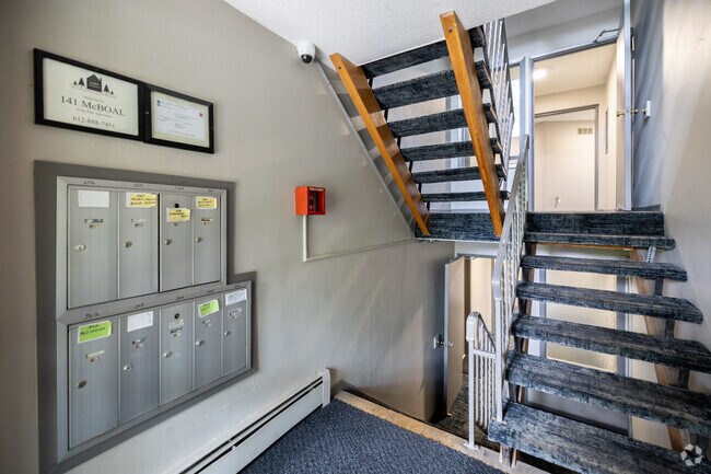 Lobby - Irvine Park Apts