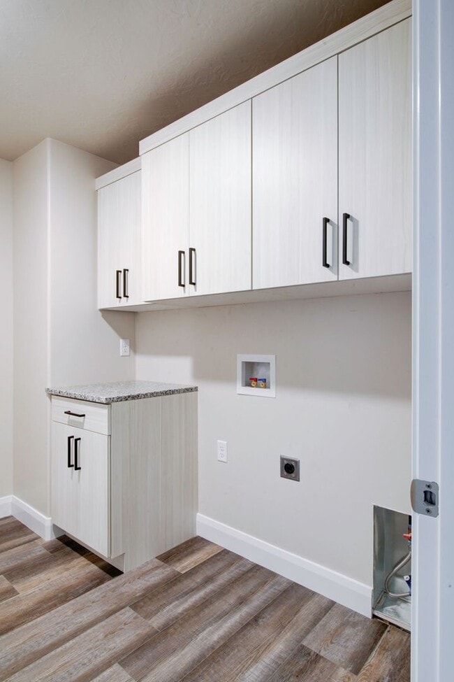 Photo - Beautiful Almost New Townhome in Cedar City!