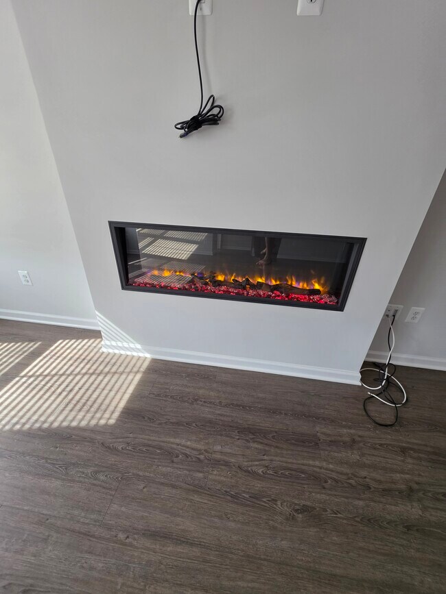 Photo - 9008 Milton Mill Dr Unit B