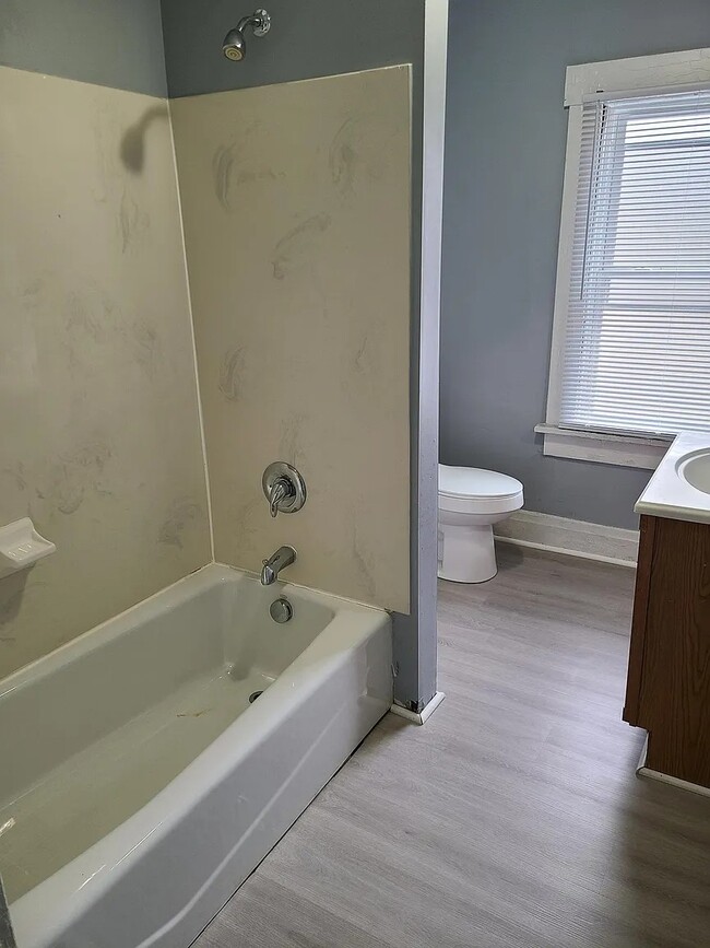 Photo - 169 E Duncan St