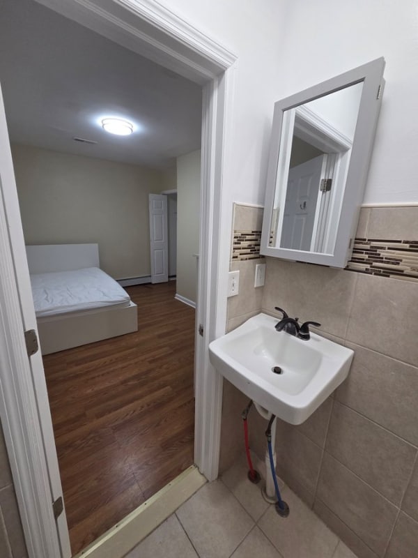 Photo - 202 Pierson St Unit 2