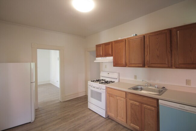 Photo - 429 Kelly Ave Unidad 2