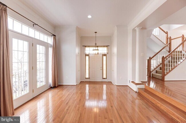 Photo - 43043 Pallan Terrace