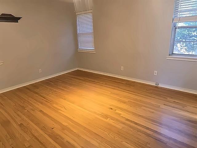 Photo - 8057 Fall River Dr