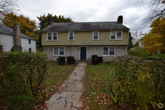 Building Photo - Hamilton Avenue, West Unit 150 Rental