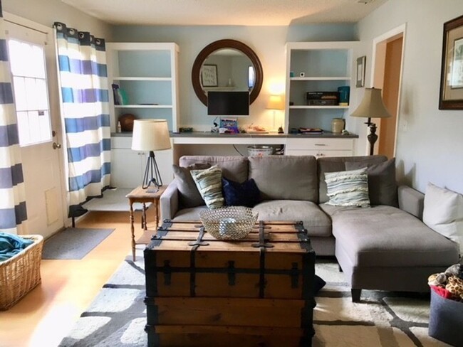 3BD/2.5BA - Townhome in Mount Pleasant - A... - 3BD/2.5BA - Townhome in Mount Pleasant - A...