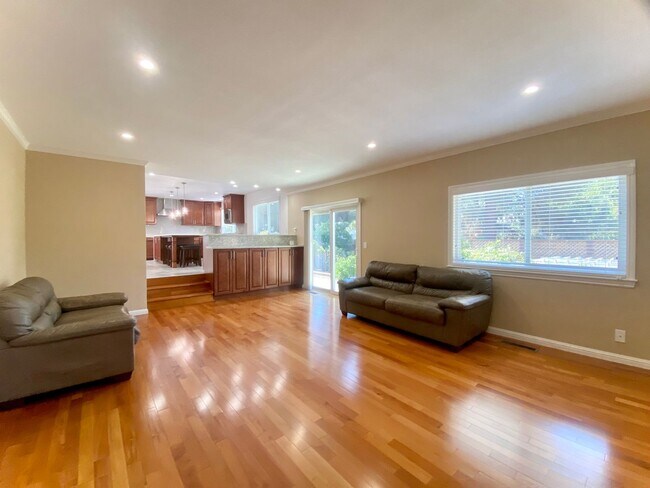 Photo - Spacious 4-Bedroom Irvington Home with Mod...