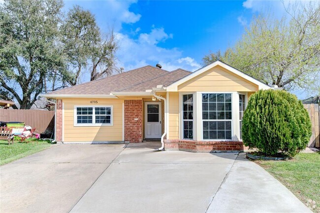 Building Photo - 4705 Dogwood Dr Rental