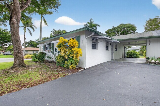 Photo - 801 Meadowlark Ln