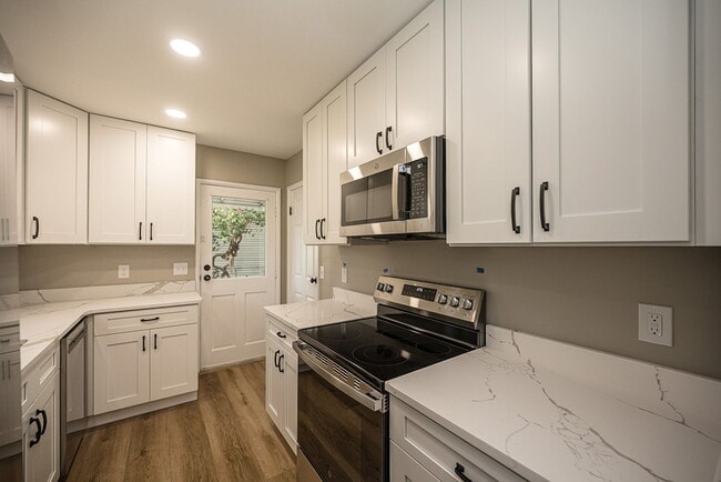 Photo - 2568 Bonniebrook Dr