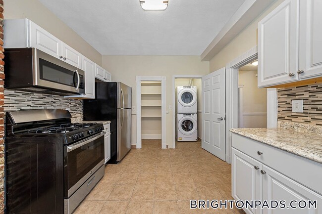Photo - 44 Brackett St Unit 3
