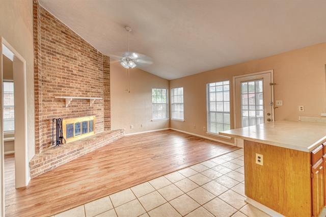 Photo - 9314 Shipman St
