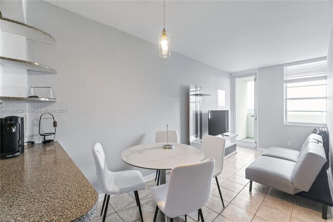 Photo - 100 Lincoln Rd Unidad 1019